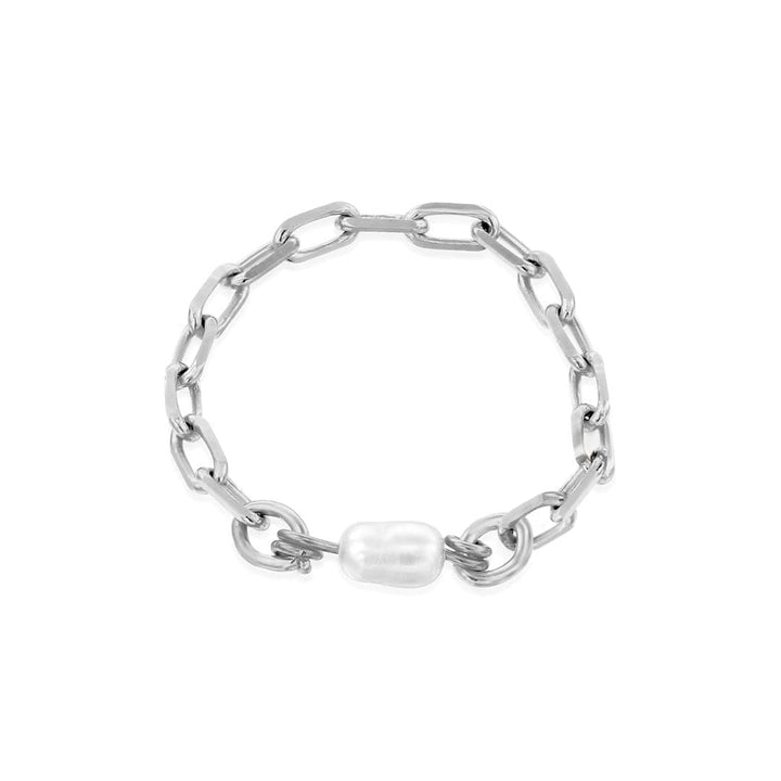 Poly Ring featuring a delicate chain design and a freshwater pearl, perfect for everyday elegance.