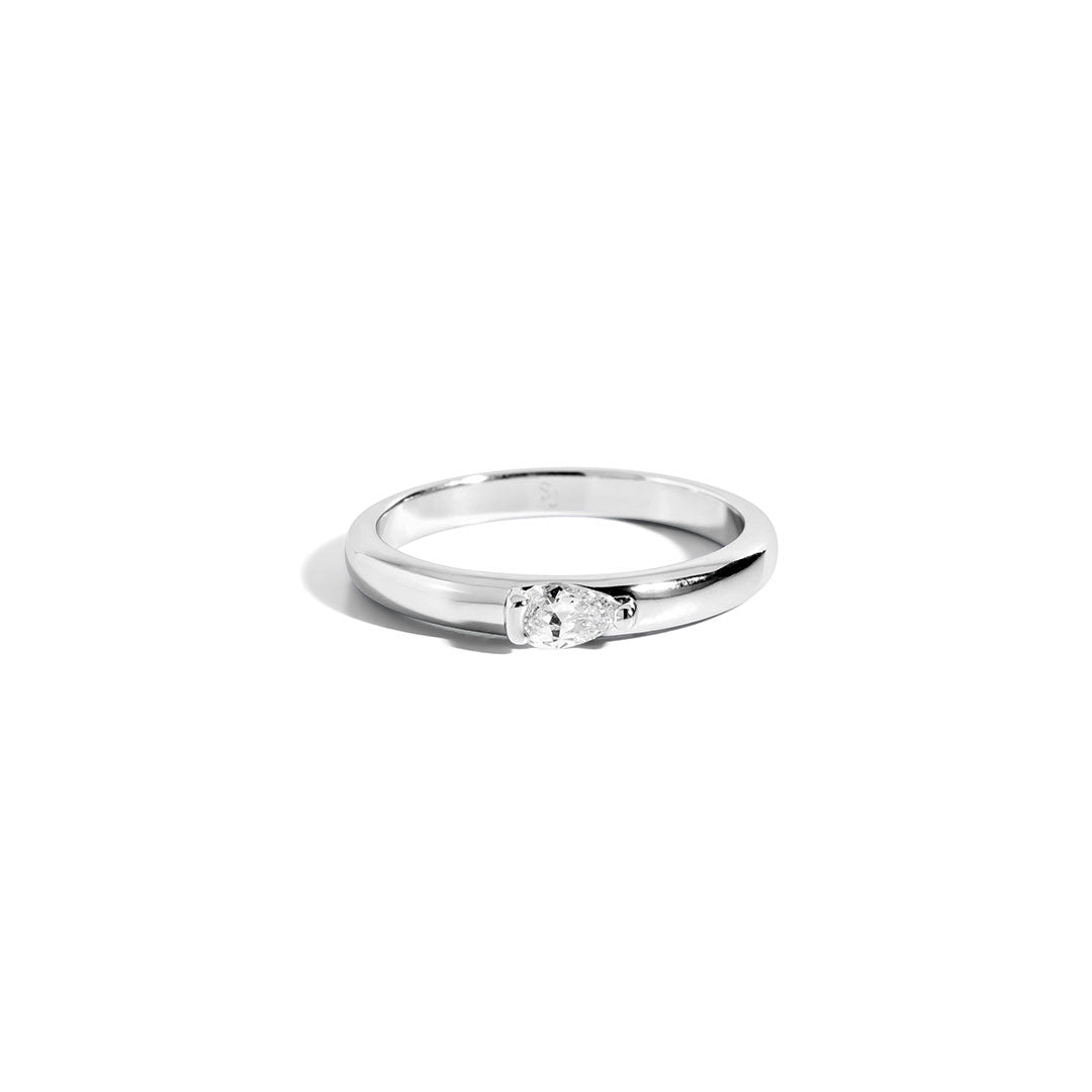 Clair Ring