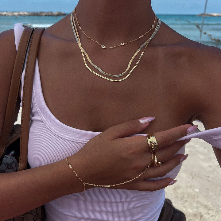Alice Necklace