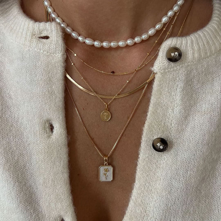 White Rose Necklace