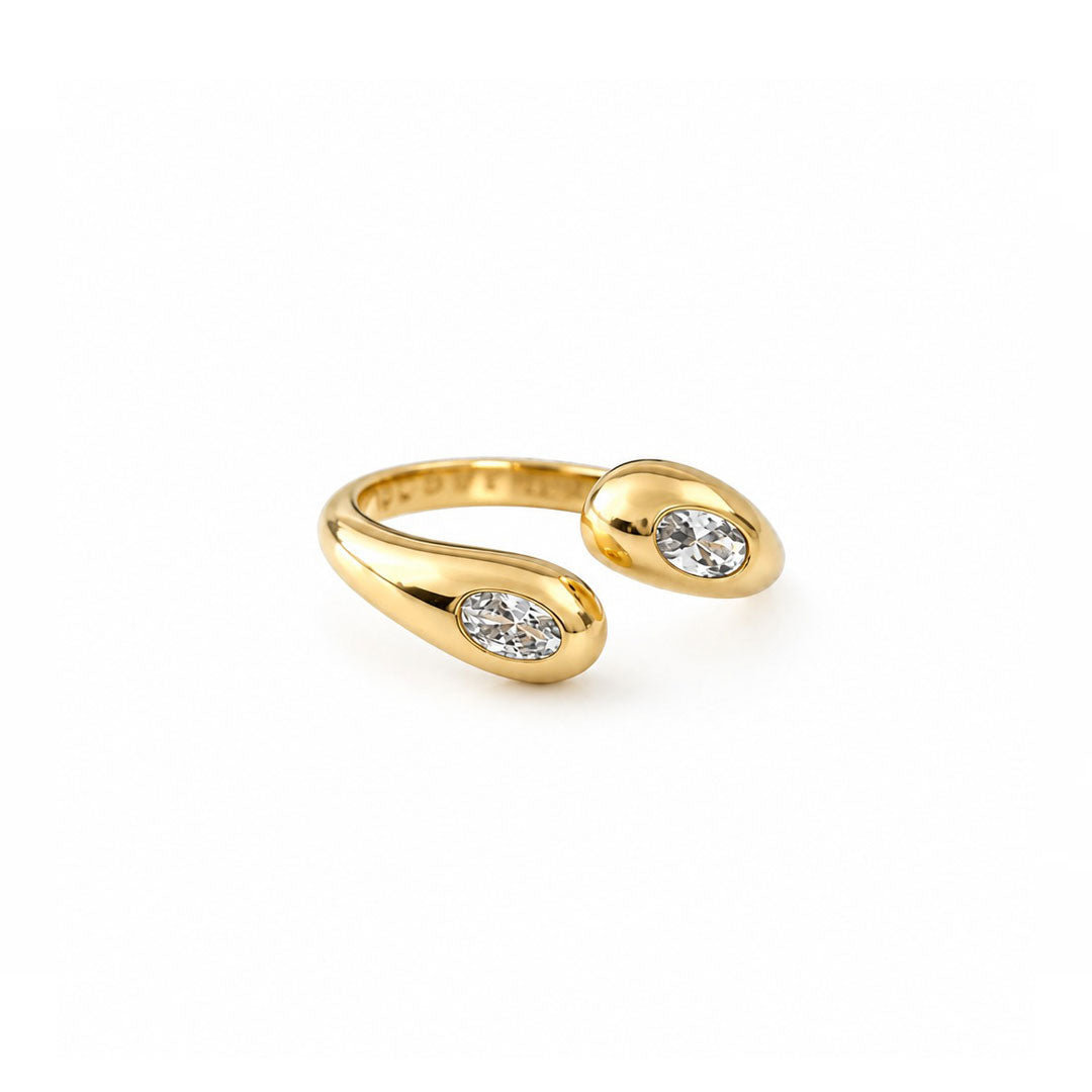 Hug Crystal Ring