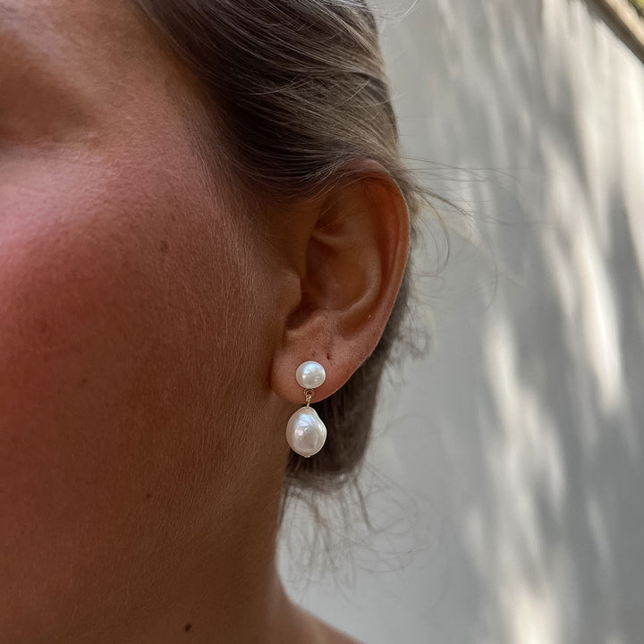 Queen Pearl Earrings