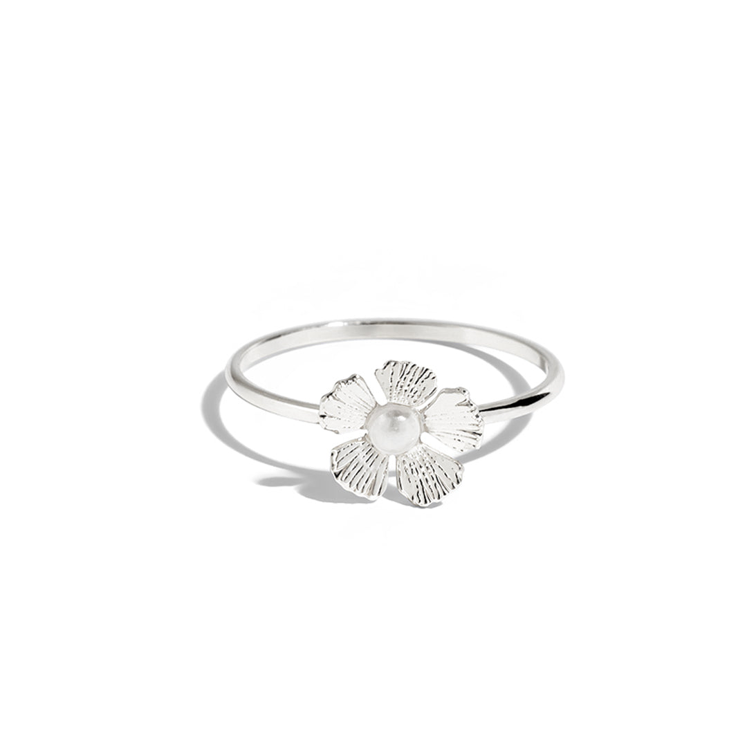 Tiny Miu Flower Ring