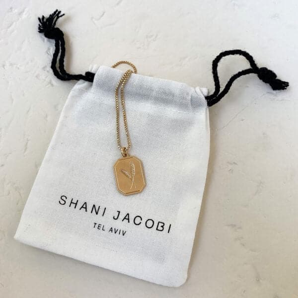Noa Necklace
